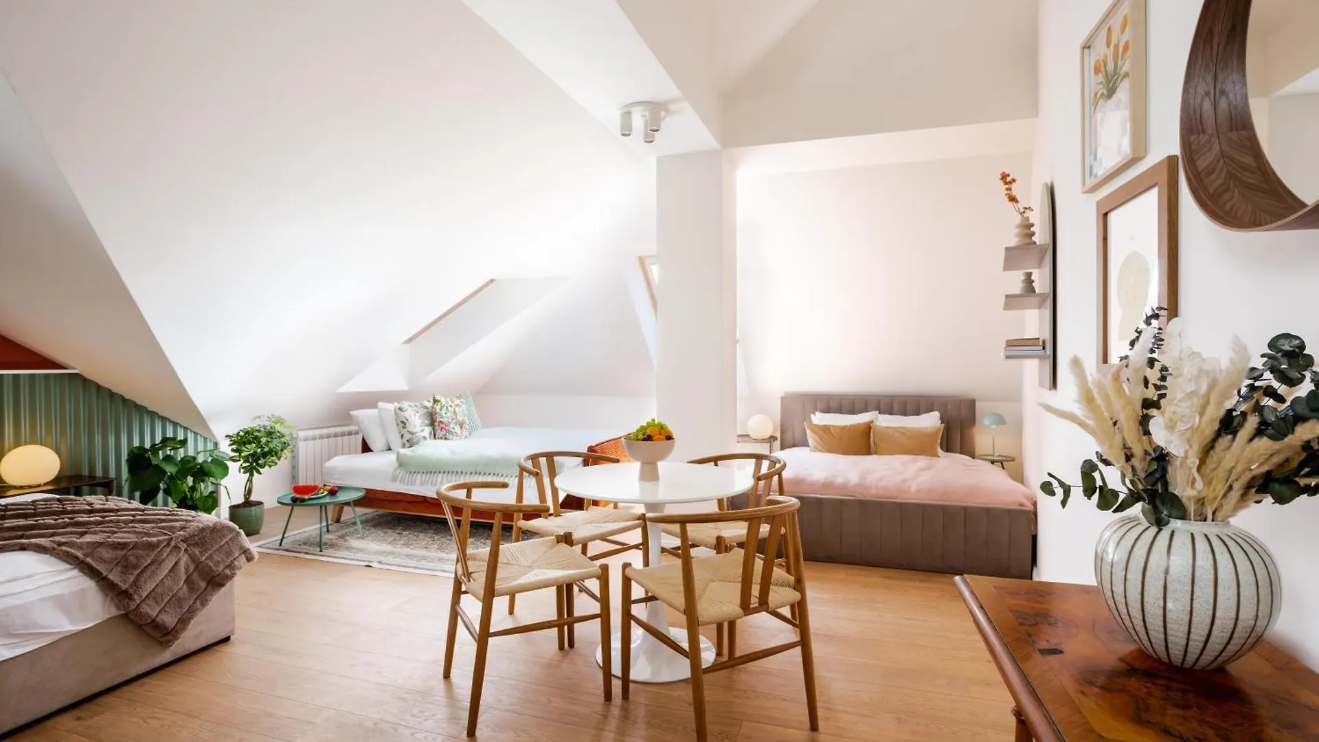 Turnkey I Antonin Dvorak Apartments Praga