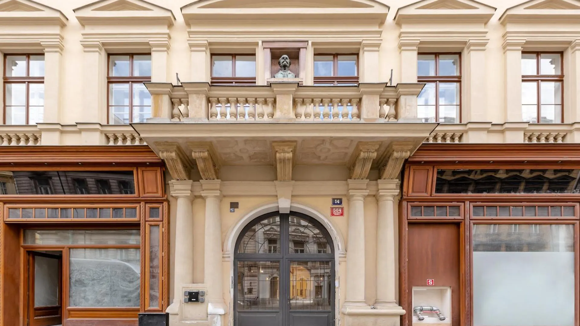 Turnkey I Antonin Dvorak Apartments Praga